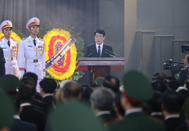 Toàn cảnh Lễ truy điệu và Lễ an táng Tổng Bí thư Nguyễn Phú Trọng ảnh 39 Toàn cảnh Lễ truy điệu và Lễ an táng Tổng Bí thư Nguyễn Phú Trọng ảnh 39