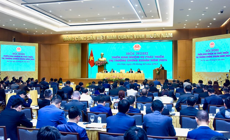 Quang cảnh hội nghị.