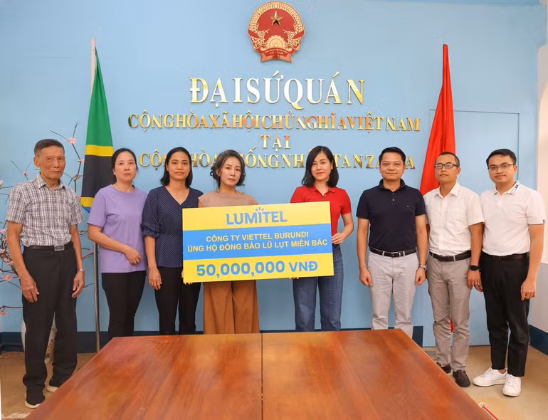 Công ty Viettel Burundi (Lumitel) ủng hộ đồng bào bị lũ lụt. Công ty Viettel Burundi (Lumitel) ủng hộ đồng bào bị lũ lụt.