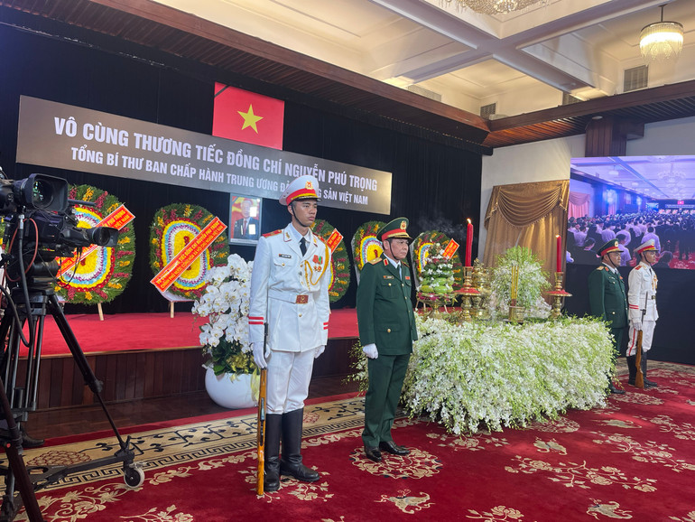 Toàn cảnh Lễ truy điệu và Lễ an táng Tổng Bí thư Nguyễn Phú Trọng ảnh 16 Toàn cảnh Lễ truy điệu và Lễ an táng Tổng Bí thư Nguyễn Phú Trọng ảnh 16
