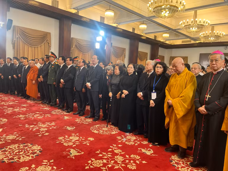 Toàn cảnh Lễ truy điệu và Lễ an táng Tổng Bí thư Nguyễn Phú Trọng ảnh 17 Toàn cảnh Lễ truy điệu và Lễ an táng Tổng Bí thư Nguyễn Phú Trọng ảnh 17