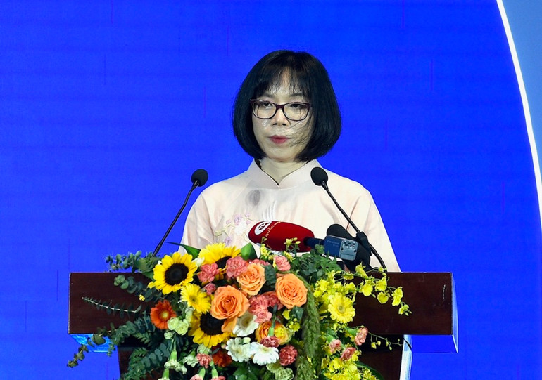 [Ảnh] Thủ tướng dự Lễ chào mừng Ngày Khoa học và Công nghệ Việt Nam ảnh 11