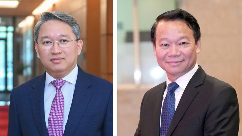 Bộ trưởng Tư pháp Nguyễn Hải Ninh và Bộ trưởng Tài nguyên và Môi trường Đỗ Đức Duy. (Ảnh: DUY LINH)