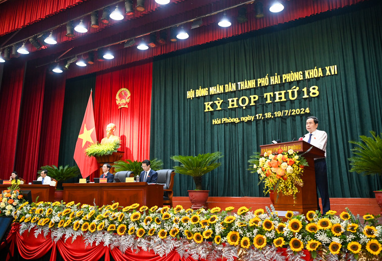 Chủ tịch Quốc hội Trần Thanh Mẫn phát biểu chỉ đạo tại kỳ họp.