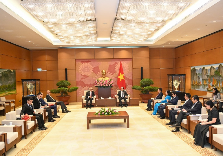 Quang cảnh cuộc tiếp tại Nhà Quốc hội. (Ảnh Duy Linh)