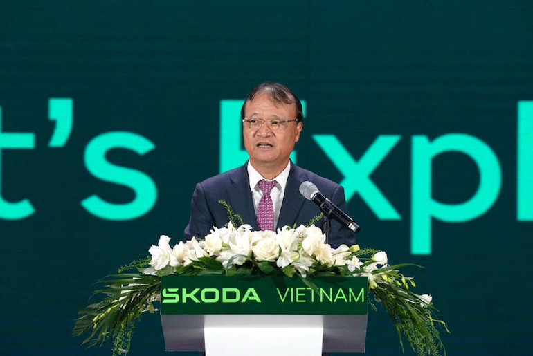 Thứ trưởng Công thương Đỗ Thắng Hải phát biểu tại lễ ra mắt thương hiệu xe Skoda tại Việt Nam.