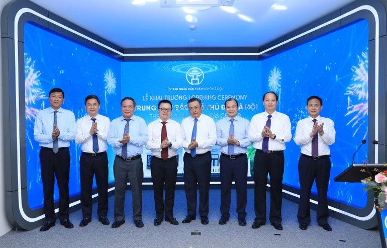 Các đại biểu dự lễ khai trương Trung tâm Báo chí Thủ đô Hà Nội.