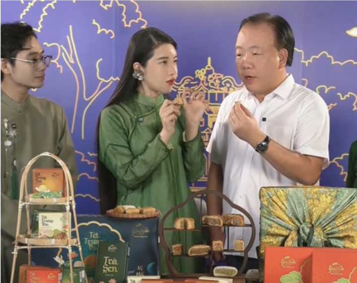 Ông Trần Hữu Linh, Cục trưởng Quản lý và Phát triển thị trường trong nước, Bộ Công thương tại buổi livestream.