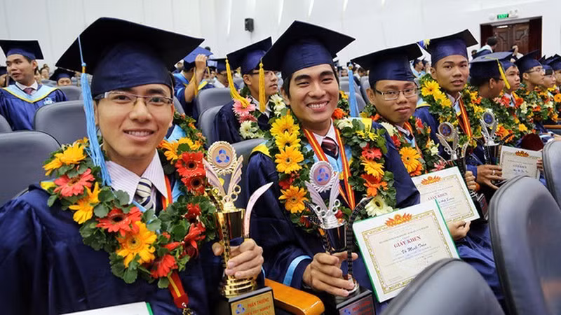 Cần những chính sách đột phá để thu hút nhân tài.