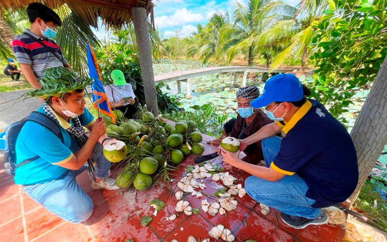 Bến Tre phát động tập thể dục nâng cao sức khỏe phòng, chống dịch và khởi động ngành du lịch -0