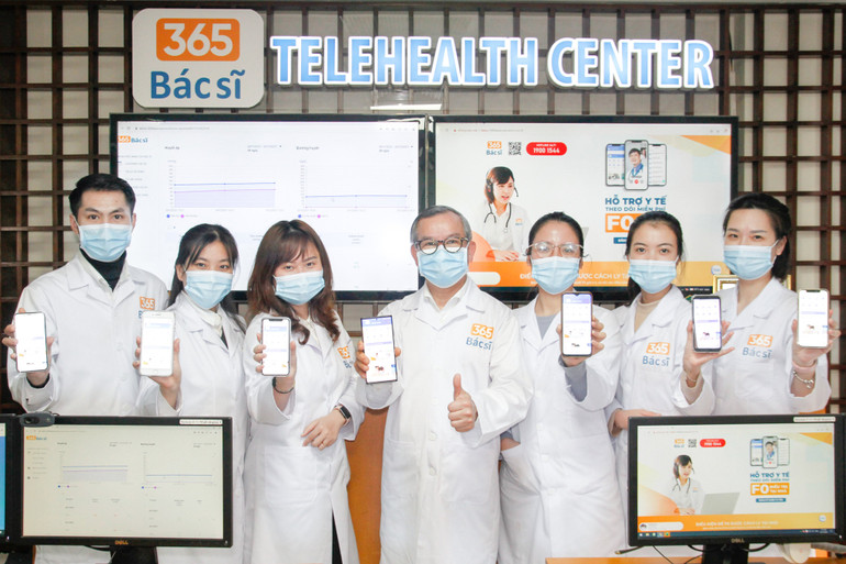 Nhiều bác sĩ tham gia hỗ trợ y tế tư vấn online miễn phí cho F0 -0