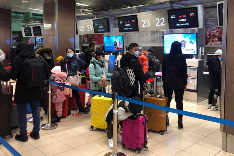 Chuyện chưa kể về chuyến bay đưa công dân từ Ukraine về nước -0