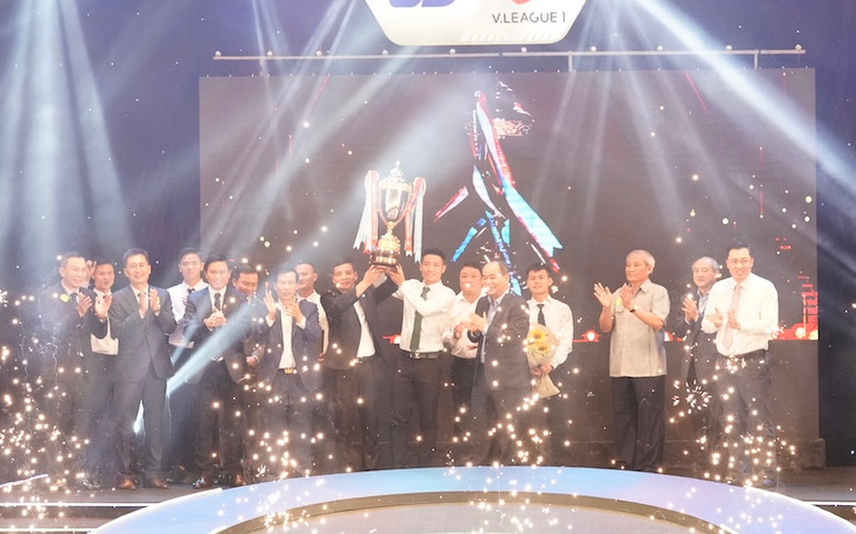 Gala trao thưởng bóng đá chuyên nghiệp Việt Nam 2020 Văn Quyết hay nhất V.League 1-2020 -0