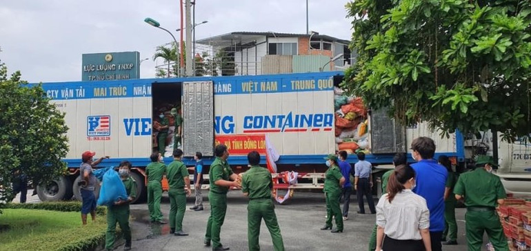 Nặng ân tình những chuyến hàng hỗ trợ TP Hồ Chí Minh -0
