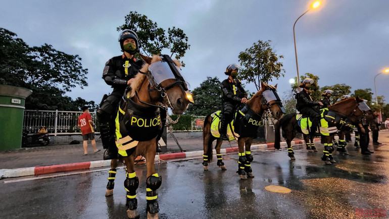 3khaimacseagames31.jpg -2