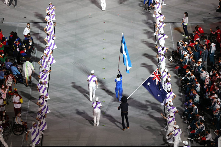 Rực rỡ sắc màu lễ bế mạc Paralympic Tokyo 2020 -0