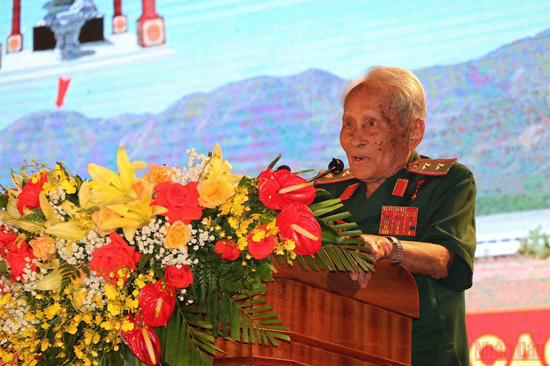 Kỷ niệm 50 năm Chiến thắng Đăk Tô-Tân Cảnh và đón nhận Bằng Xếp hạng Di tích Quốc gia đặc biệt Điểm cao 1015 và Điểm cao 1049 -0