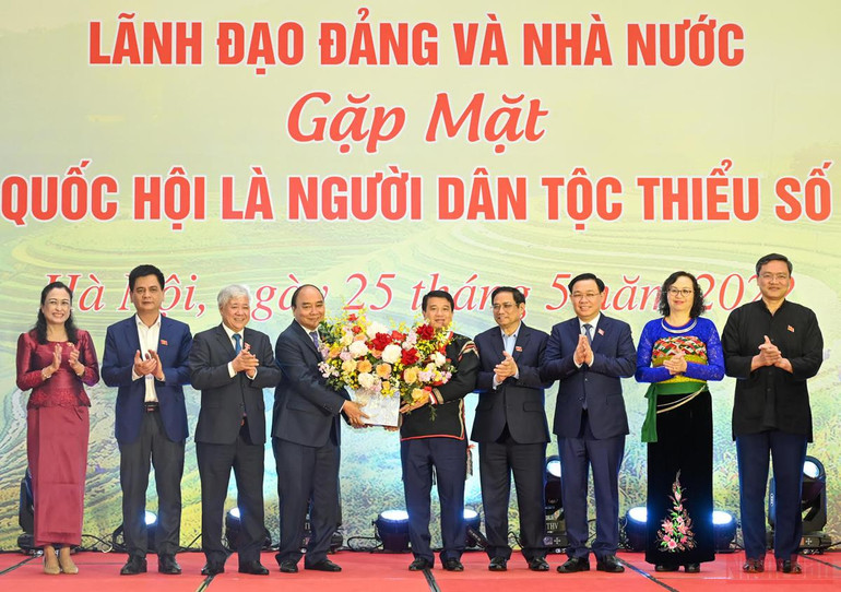 Gặp mặt đại biểu Quốc hội là người dân tộc thiểu số -0