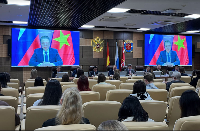 Kỷ niệm Ngày sinh Chủ tịch Hồ Chí Minh tại các thành phố của Nga và Ukraine -0