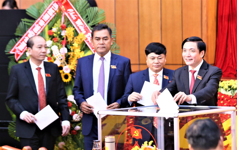 Bế mạc Đại hội Đảng bộ tỉnh Đắk Lắk khóa 17 -0