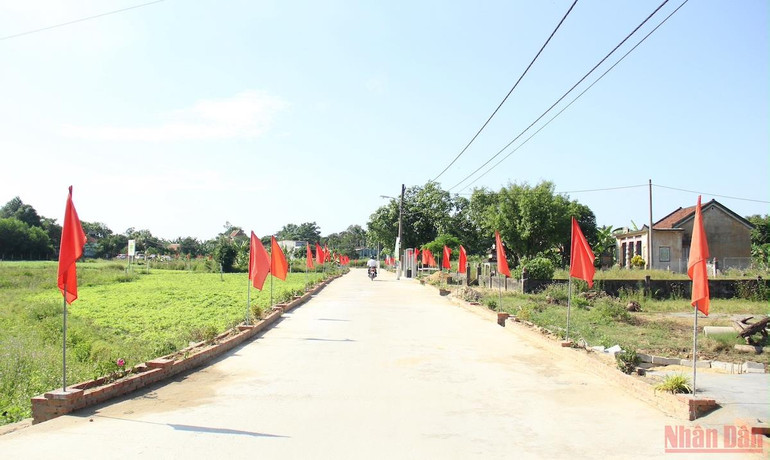 Đường vào Làng du lịch sinh thái cộng đồng Thái Lai. Đà Nẵng khai trương Làng du lịch sinh thái cộng đồng Thái Lai -1