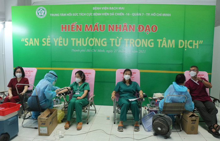 Hiến máu nhân đạo: San sẻ tình yêu thương từ trong tâm dịch -0