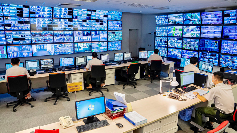 Vắng khách, Nội Bài vẫn phòng dịch nghiêm ngặt -0