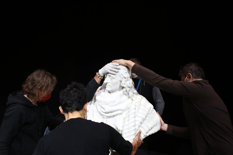 Bảo tàng Louvre tận dụng “thời cơ vàng” đóng cửa vì Covid-19 -1