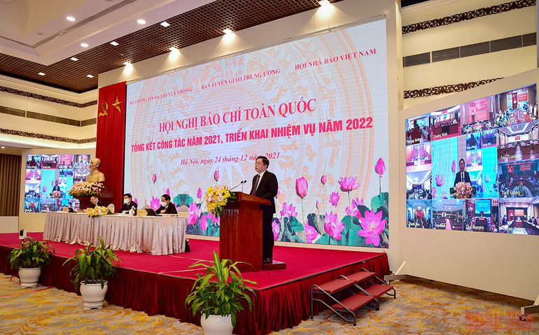 Các tỉnh, thành phố trên toàn quốc tham dự Hội nghị bằng hình thức trực tuyến. (Ảnh: Thành Đạt) Hội nghị báo chí toàn quốc tổng kết năm 2021, triển khai nhiệm vụ năm 2022. -0