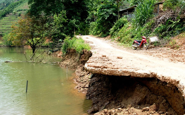 Doanh nghiệp thủy điện thiếu trách nhiệm hay cơ quan chức năng của Lào Cai không kiên quyết xử lý? -0