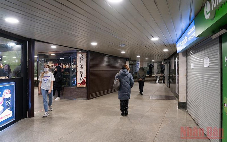 Moscow nghỉ làm chống dịch -0