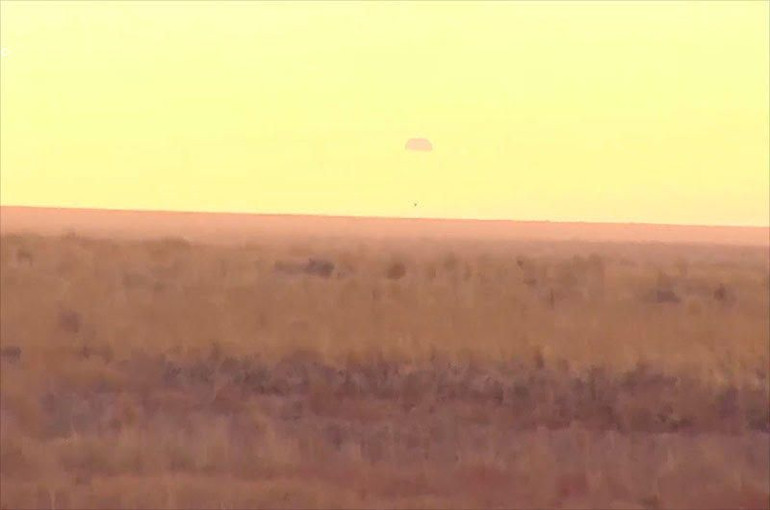 Ba phi hành gia trở về từ không gian trước cột mốc 20 năm trạm vũ trụ -0