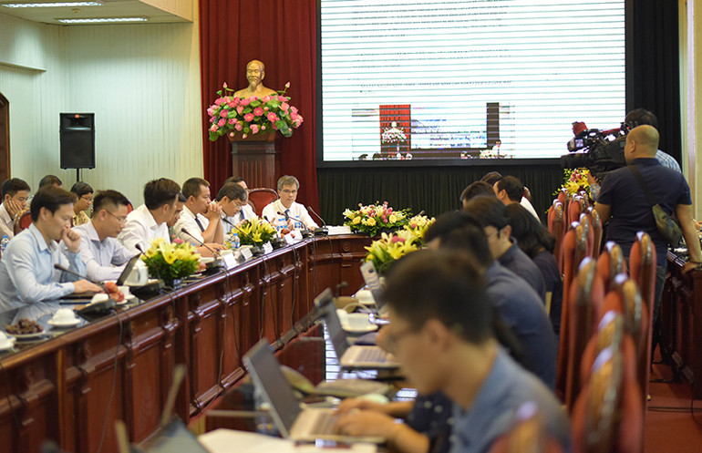 Tọa đàm trực tuyến “Kinh tế tư nhân đầu tư hạ tầng, phát triển năng lượng sạch” -0