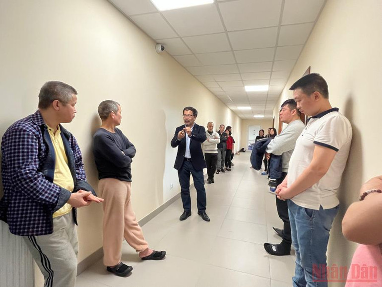 Ấm áp nghĩa tình đồng bào ở Ba Lan -0