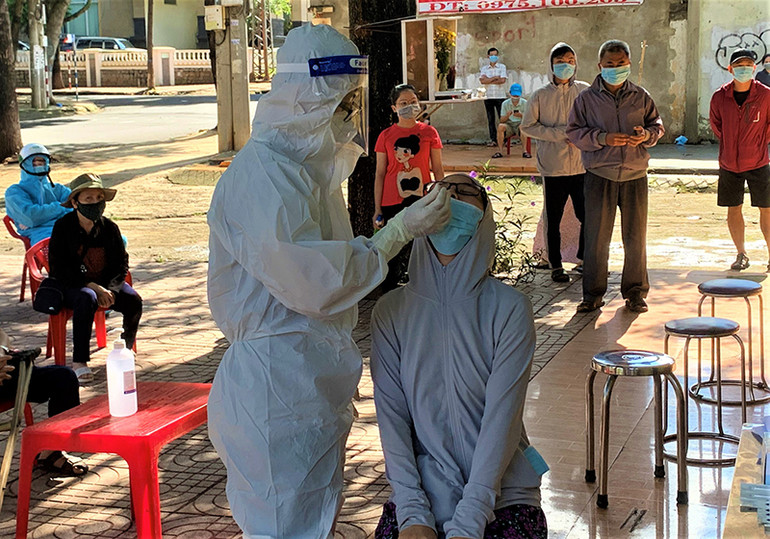 TP Buôn Ma Thuột phong tỏa tạm thời các xã, phường để xét nghiệm sàng lọc F0 -0