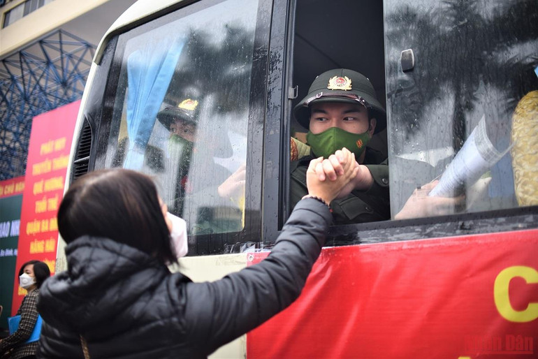 30 quận huyện, thị xã Hà Nội tổ chức lễ giao nhận quân năm 2022 -0