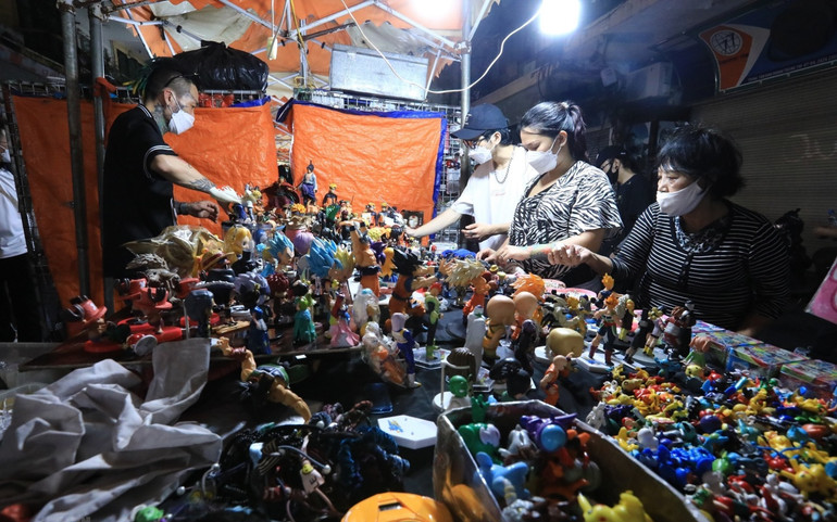 Nhịp sống nhộn nhịp đã quay trở lại phố cổ Hà Nội -0