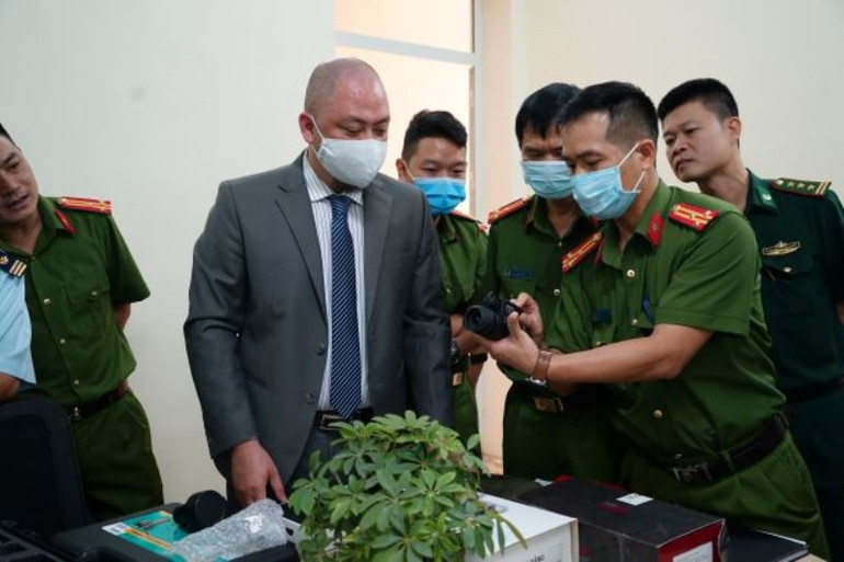 Thành lập Văn phòng liên lạc qua biên giới đối phó với tội phạm -0