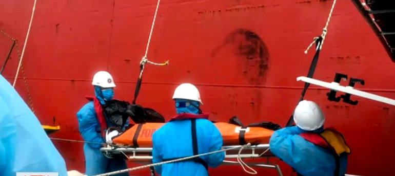 Bài 4: Những chuyến cứu nạn vượt cả sóng biển lẫn “bão” Covid-19 -0