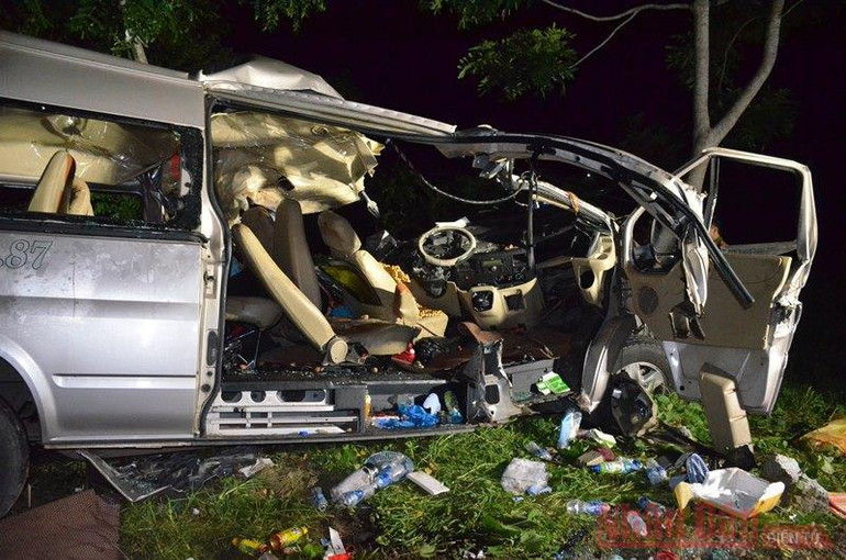 TS Khuất Việt Hùng: Cần tăng cường kiểm tra tài xế và đơn vị kinh doanh vận tải -0