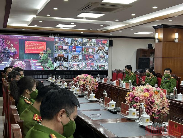 Cán bộ, chiến sĩ quản lý trại giam, trường giáo dưỡng phấn đấu trồng 1 triệu cây xanh -0