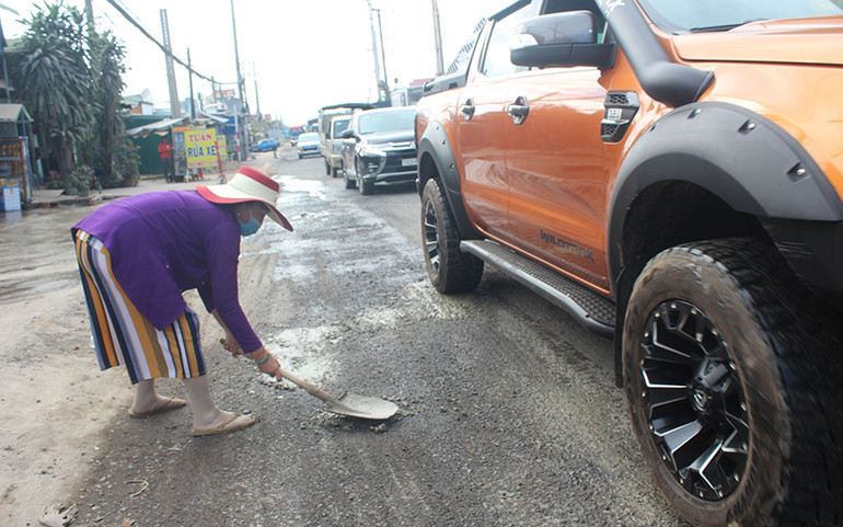 Đề nghị xử lý trách nhiệm hình sự đơn vị thi công cầu vượt Dầu Giây -0