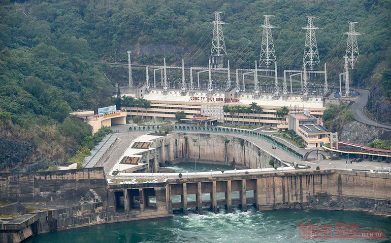 Thủ tướng Nguyễn Xuân Phúc dự khởi công Công trình  Nhà máy Thuỷ điện Hoà Bình mở rộng -0