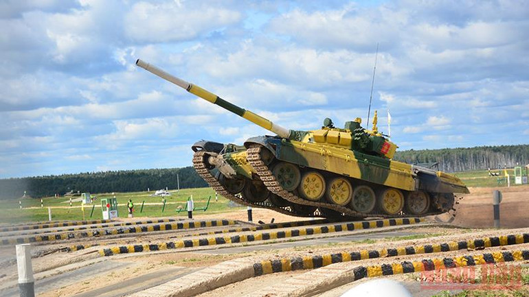 Đội tuyển Nga tạm dẫn đầu với màn trình diễn ngoạn mục -0