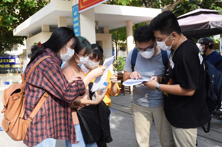 Thí sinh Đà Nẵng hoàn thành kỳ thi tốt nghiệp “đặc biệt” -0