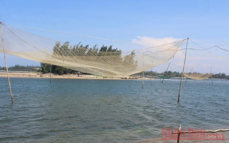 Đắm hồn trưa trên sông Thu Bồn -0