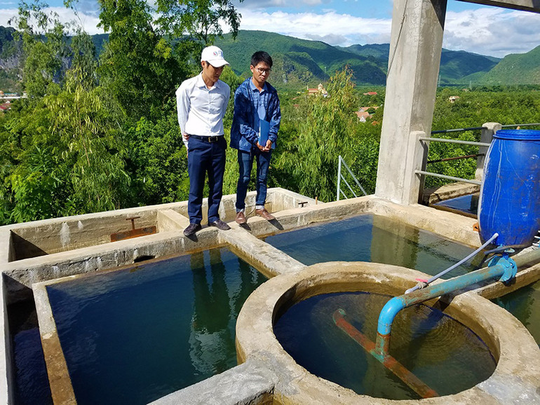 Xã Mai Hóa, huyện Tuyên Hóa (Quảng Bình) được cấp nước sạch từ công trình liên xã nên nguồn nước ổn định, chất lượng bảo đảm. Nâng chất lượng tiêu chí môi trường trong xây dựng nông thôn mới -0
