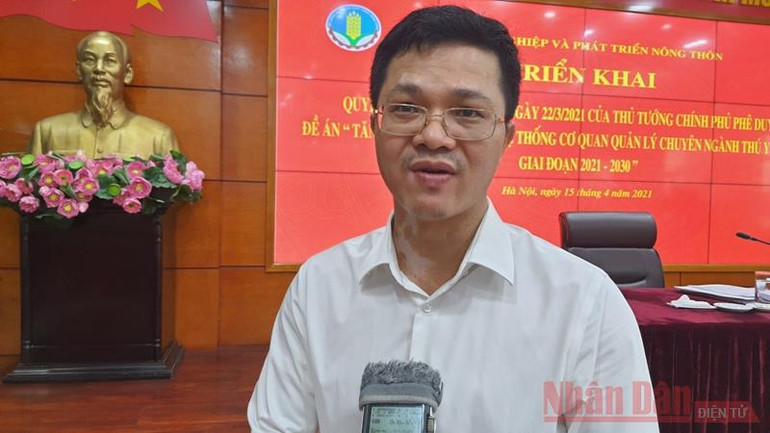 TS Nguyễn Văn Long, Phó Cục trưởng Cục Thú y (Bộ NN-PTNT) Cần quản lý chặt chẽ chó mèo vật nuôi -0