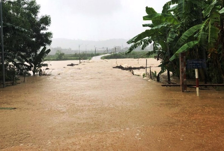 Phú Yên ứng phó với mưa lớn diện rộng -0