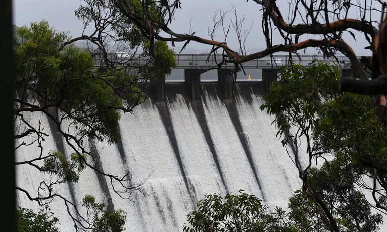 Mưa lũ lịch sử ở Sydney khiến hàng chục nghìn người phải sơ tán -0